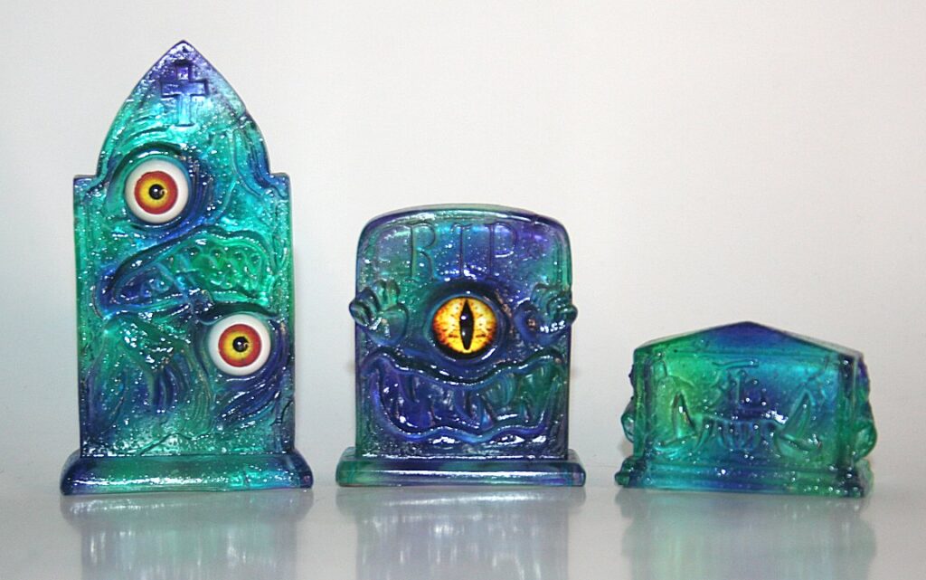 Blitzkrieg Toys Clear Blue Tombstone Set