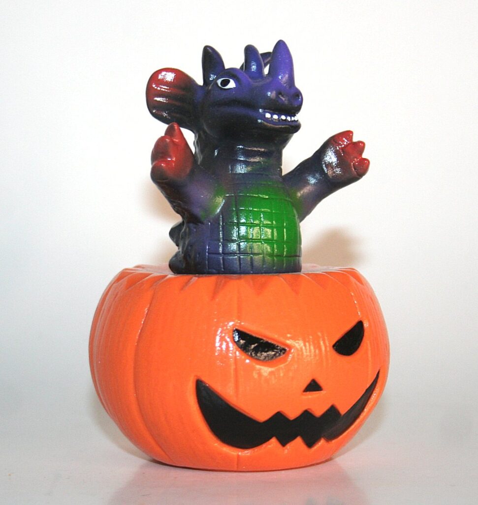Charactics Monster Club Baragon Pumpkin
