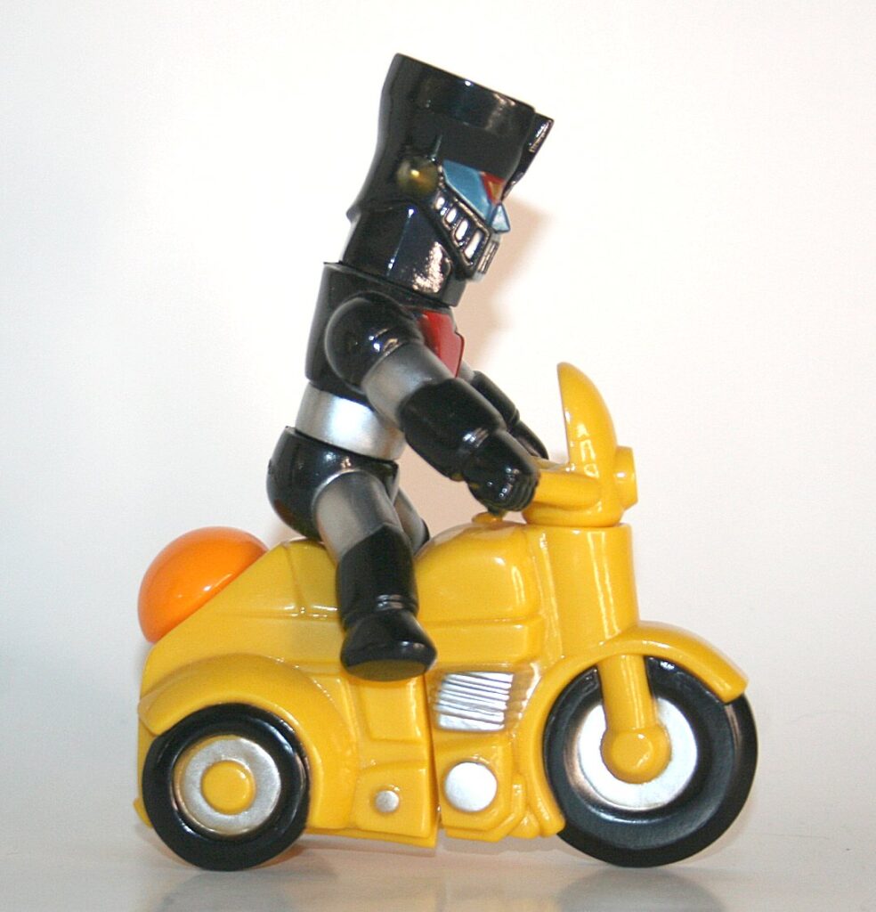 Ichibanboshi x MPT Yellow x Black Rider Mazinger Z Sofubi Figure