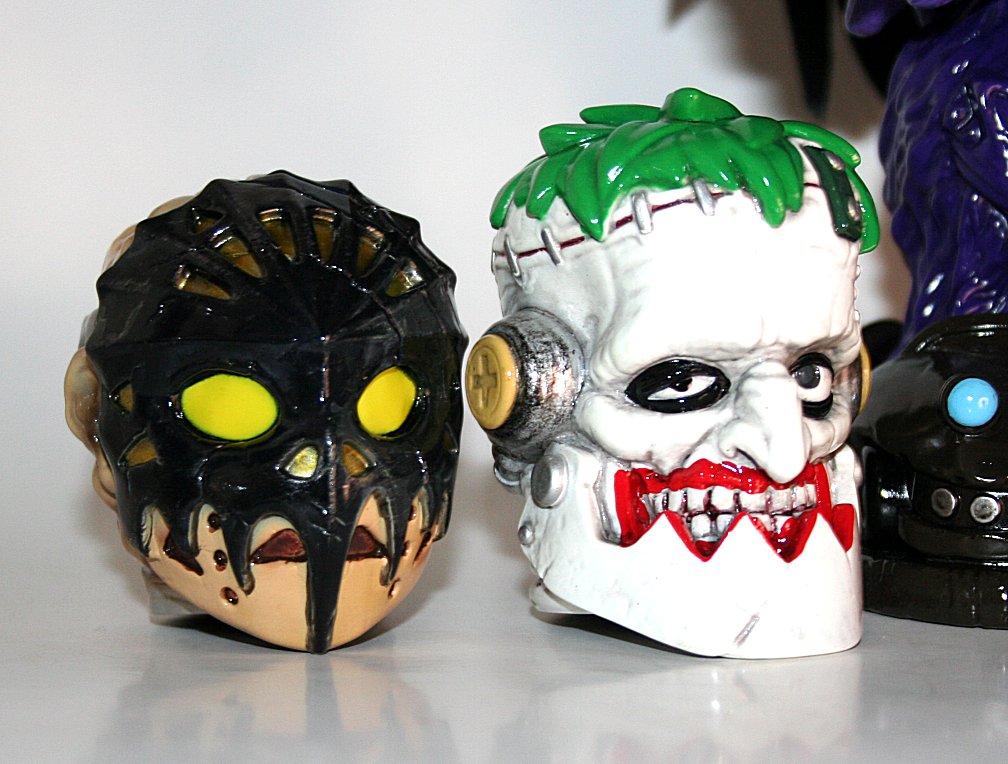 Mechnoiz Toys x Dastar Art Twin Tyrant lll Dark Jester | Vicious Fun