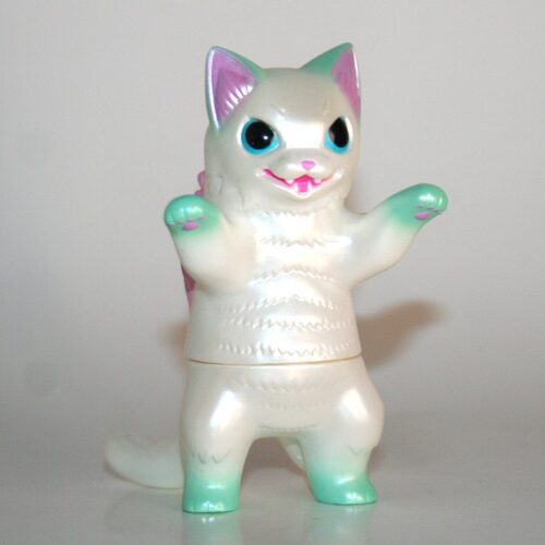 Konatsu Pearl White Negora