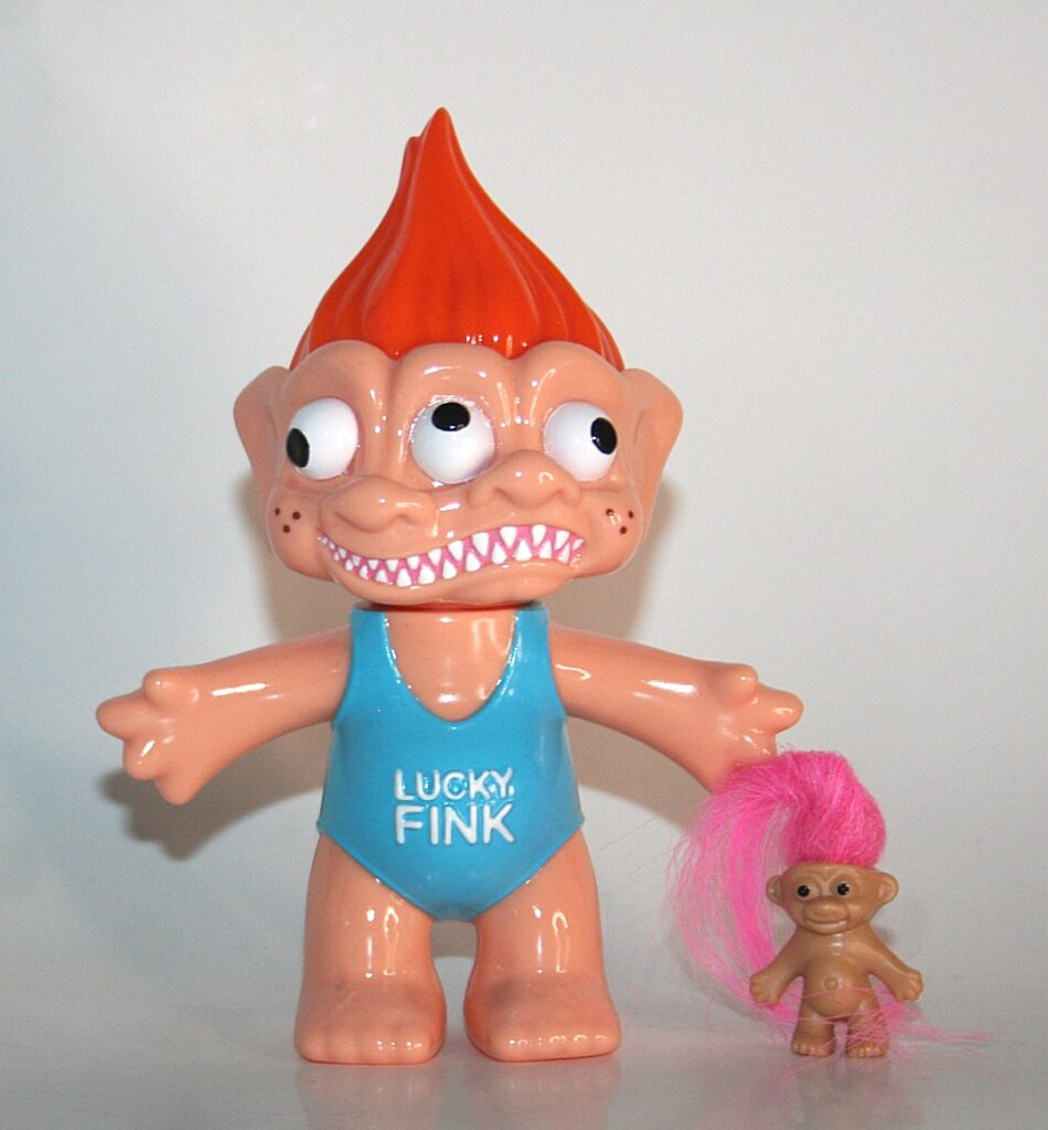 Slingshot Supply Three Eye Lucky Fink