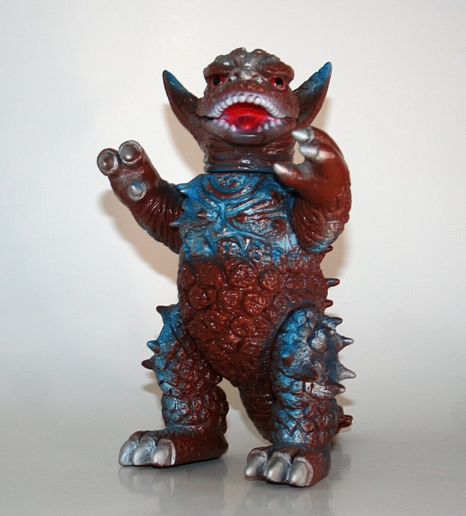 Sofubi no Pepo Brown Meteorite Monster Kyoakuzaurus