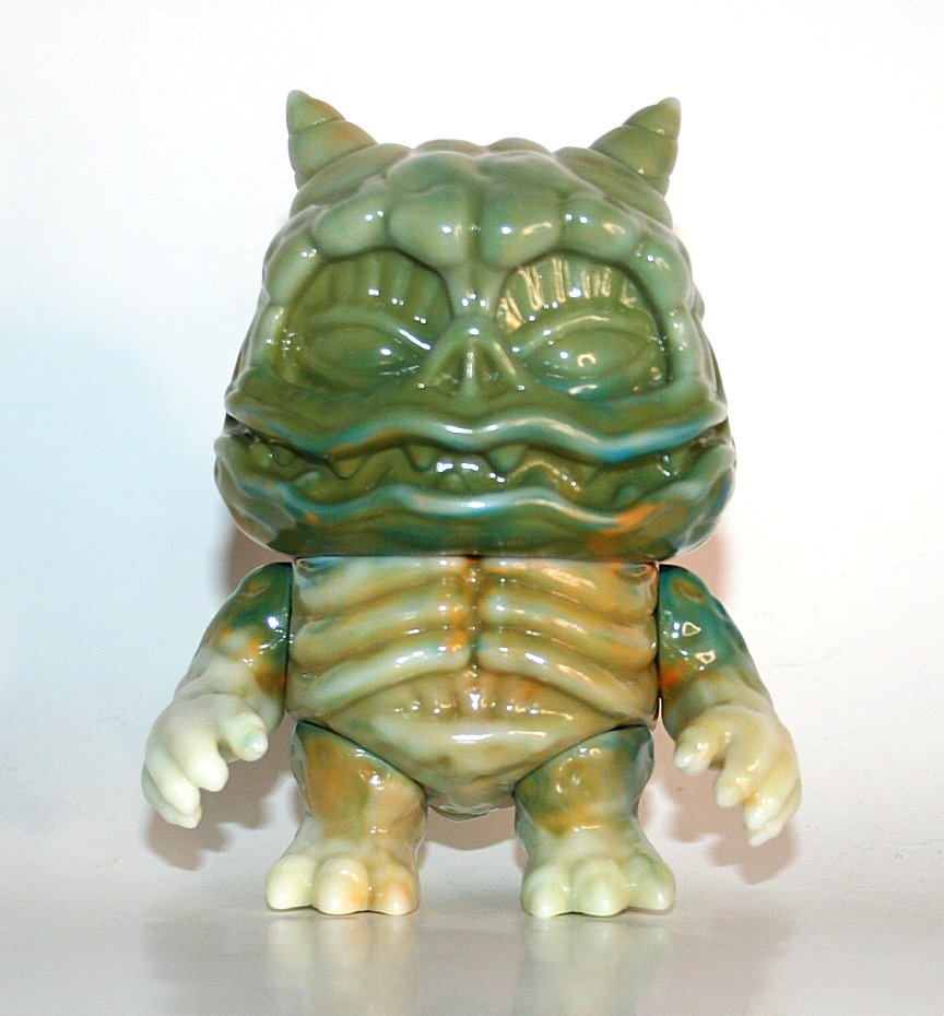 MVH x Unbox Marbled 5 Points Chibi Death Head DX V2