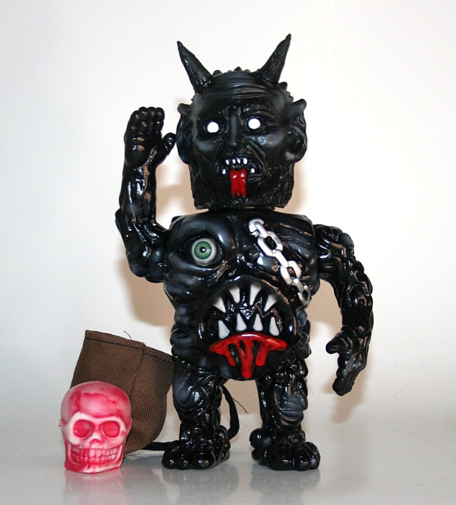 MUD Toys x Retroband Limited Krampus Barfie