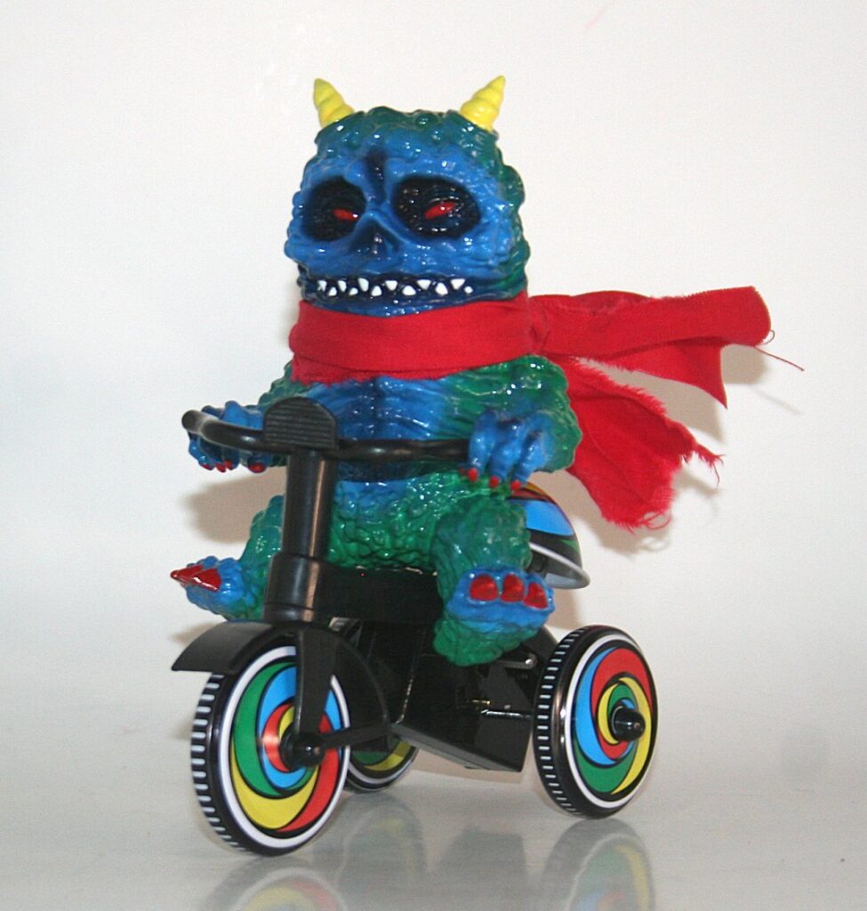 MVH x Kaiju One Green Death Head Sludge Demon DX TriCycle