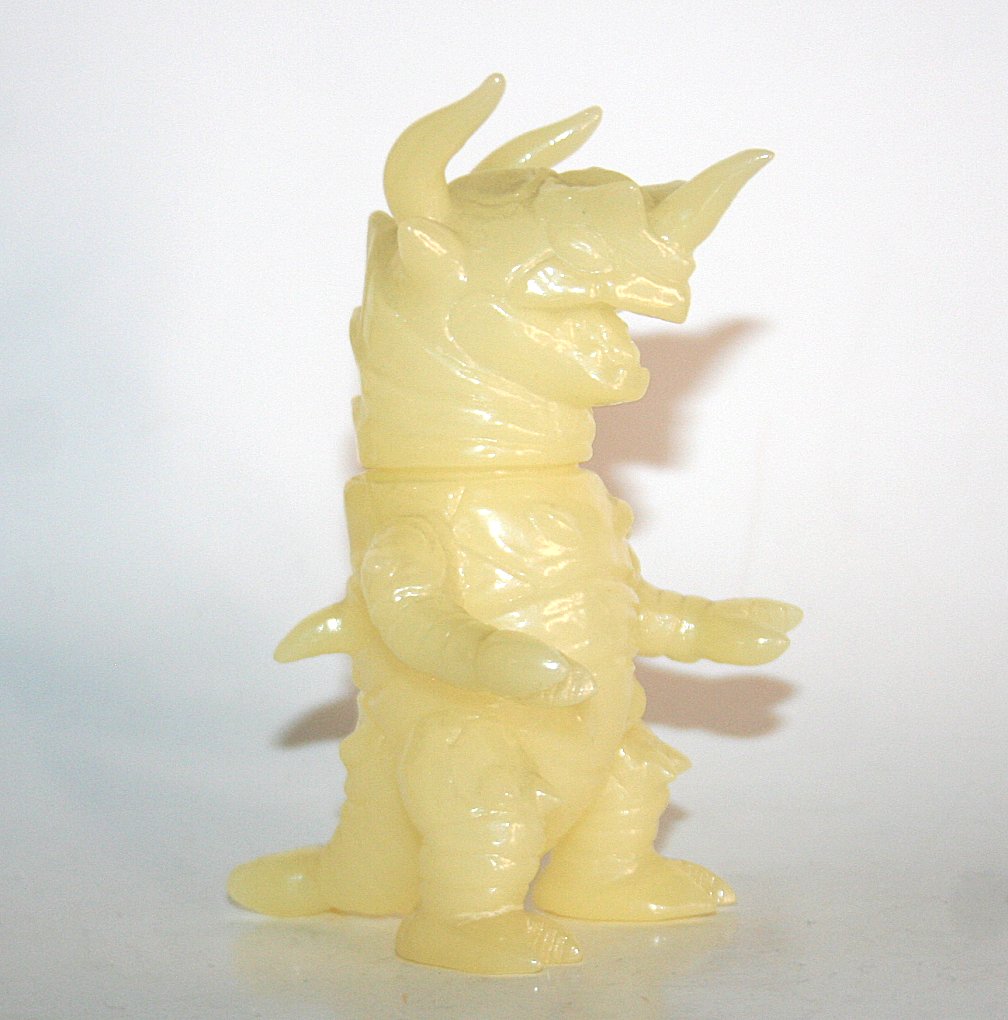 Max Toy Co Unpainted Glow Mini Drazorus - Loose
