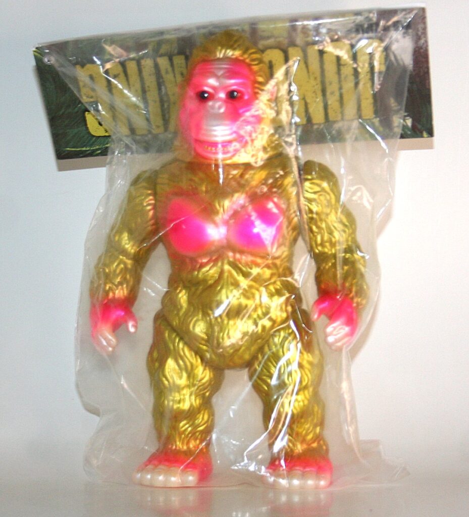 Pachi King Kingu Toy Golden Glow Jungle King Gorilla