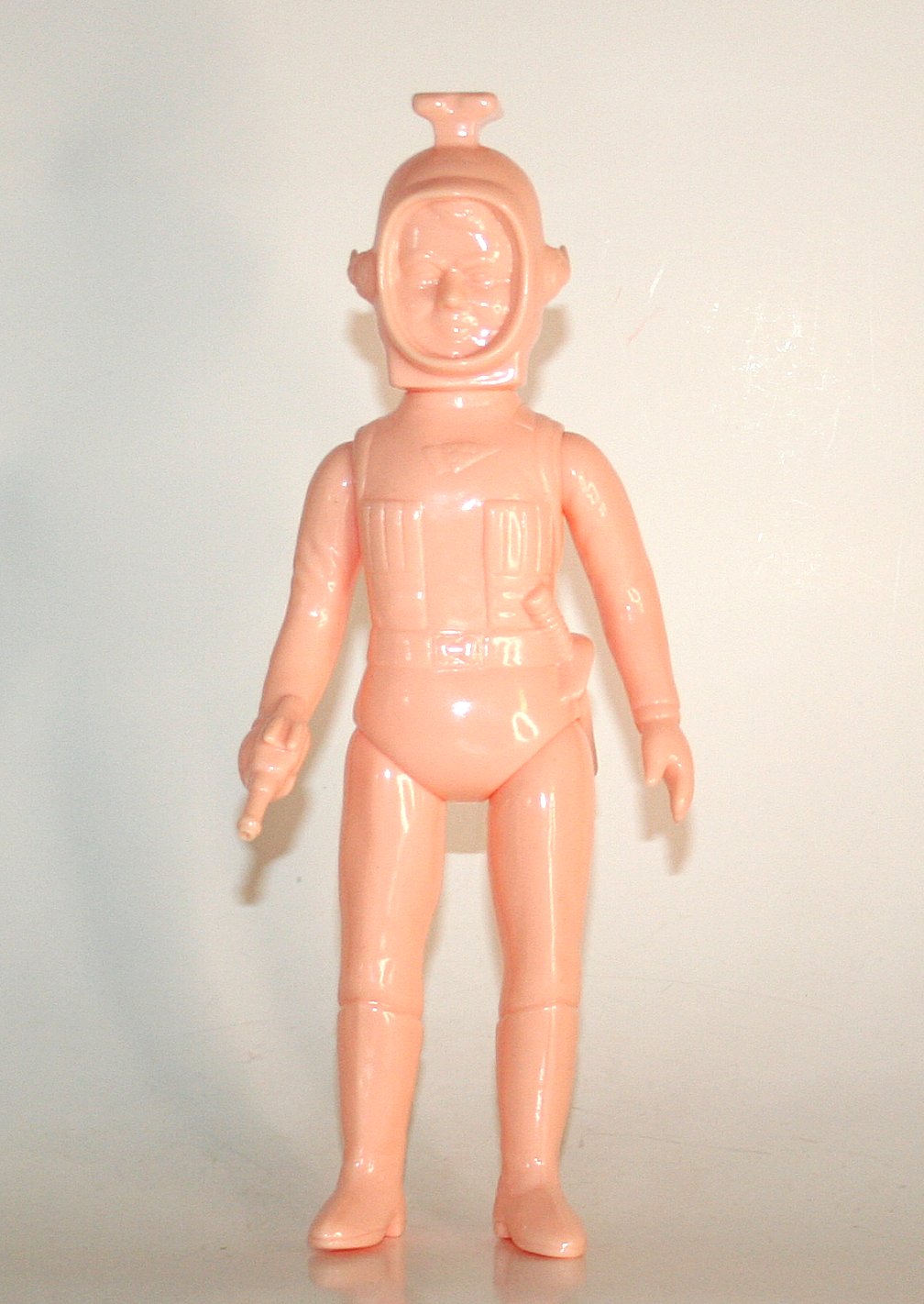 B-Club unpainted flesh test shot Captain Ultra vintage sofubi