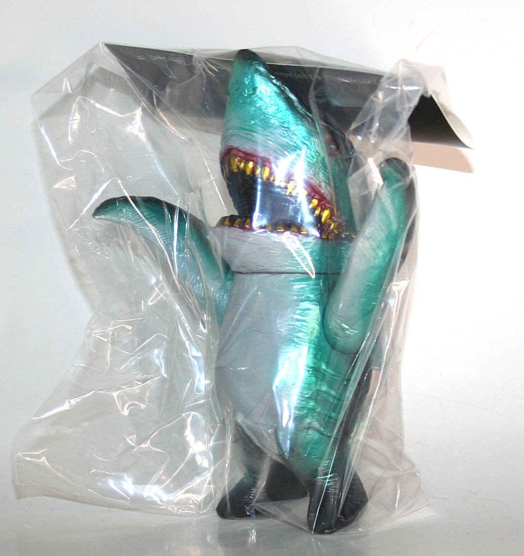 Marmit Zombie Color Love Shar-kun shark sofubi in black vinyl with metallic teal, white and gold paint