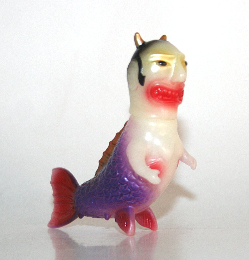 Medicom x Izumonster VAG Glow x Purple Nanamari Mermaid