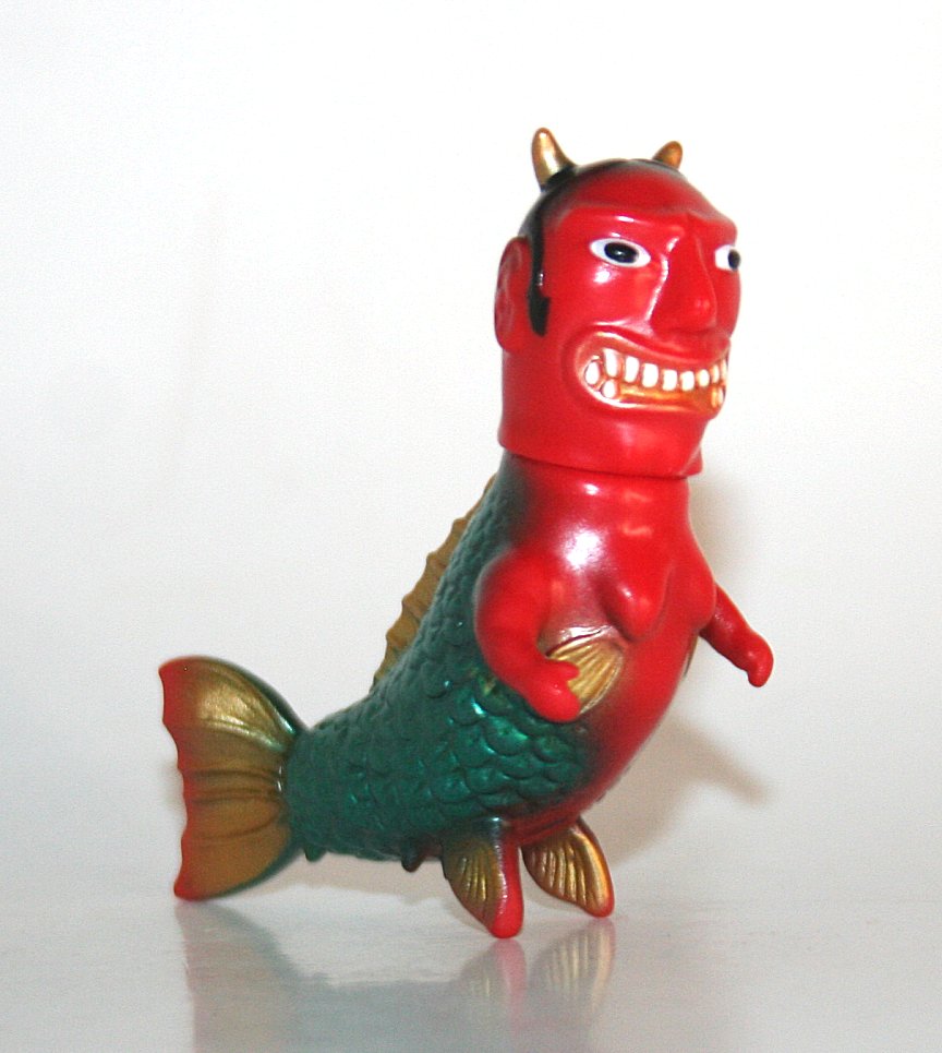 Medicom x Izumonster VAG Red x Teal Nanamari Mermaid