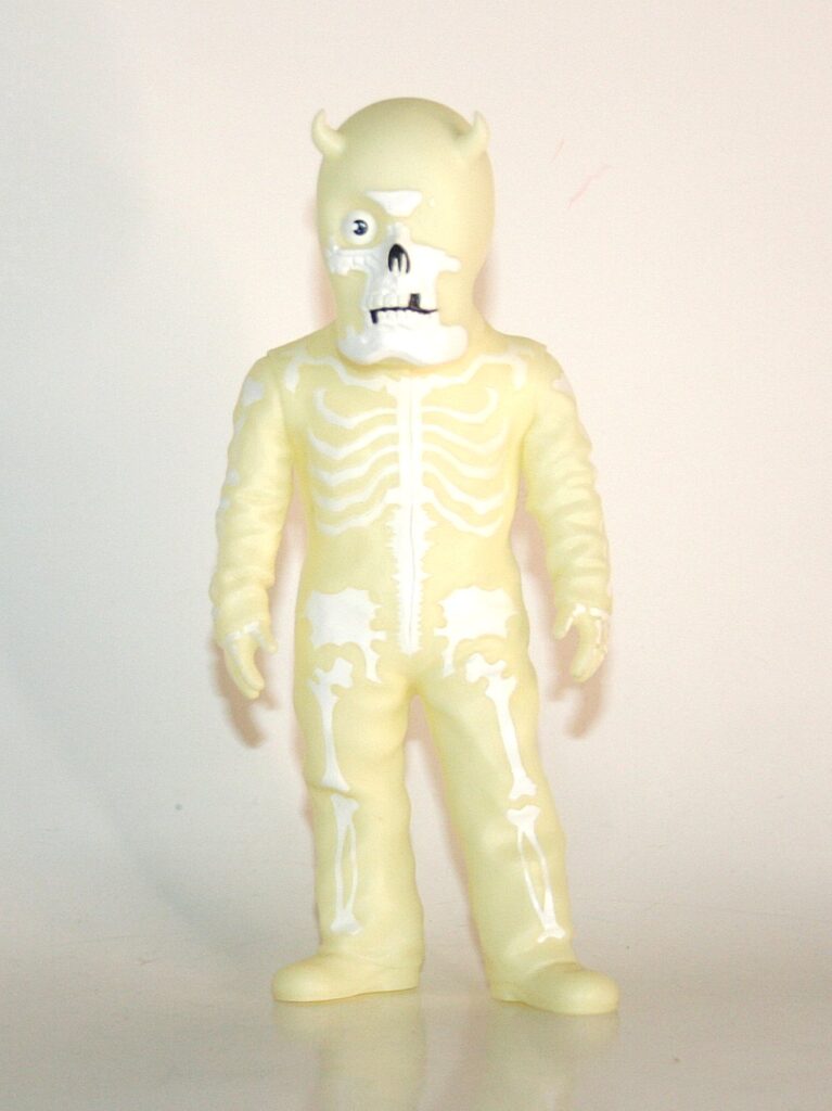 Secret Base Glow in Dark Skullman