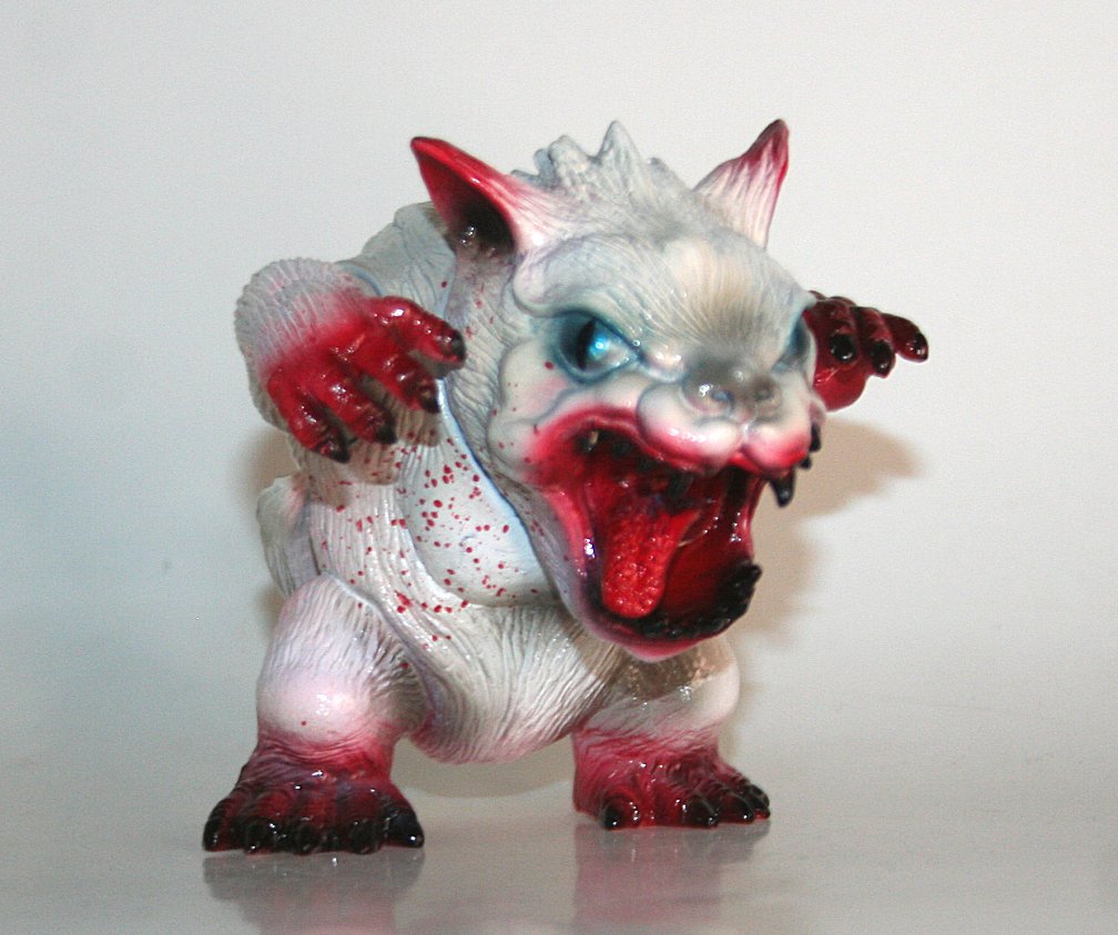 Shikaruna White Blood Splatter Bakeneko