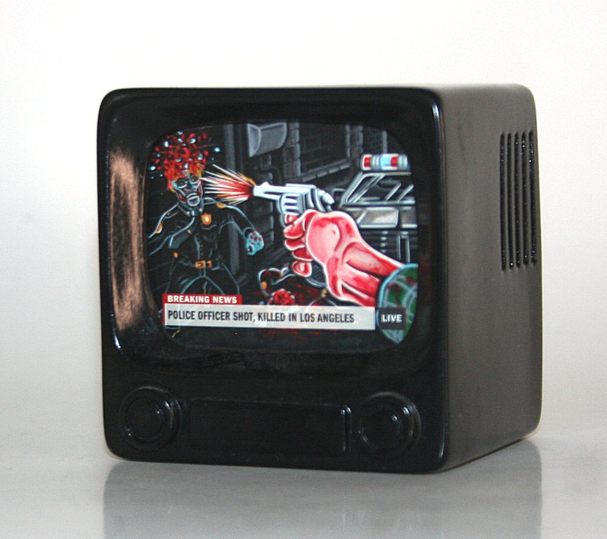 Awesome Toys Movie Scene A Brainwash TV Set