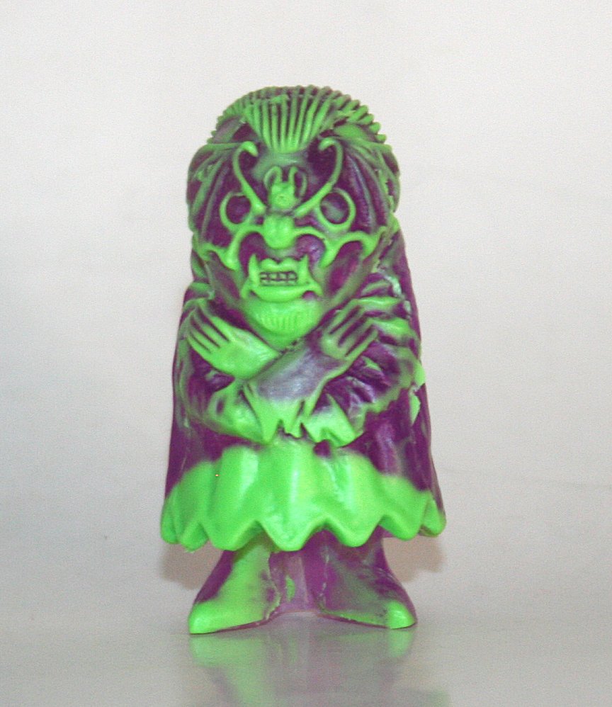 HH Toys Green Glow x Purple Batra