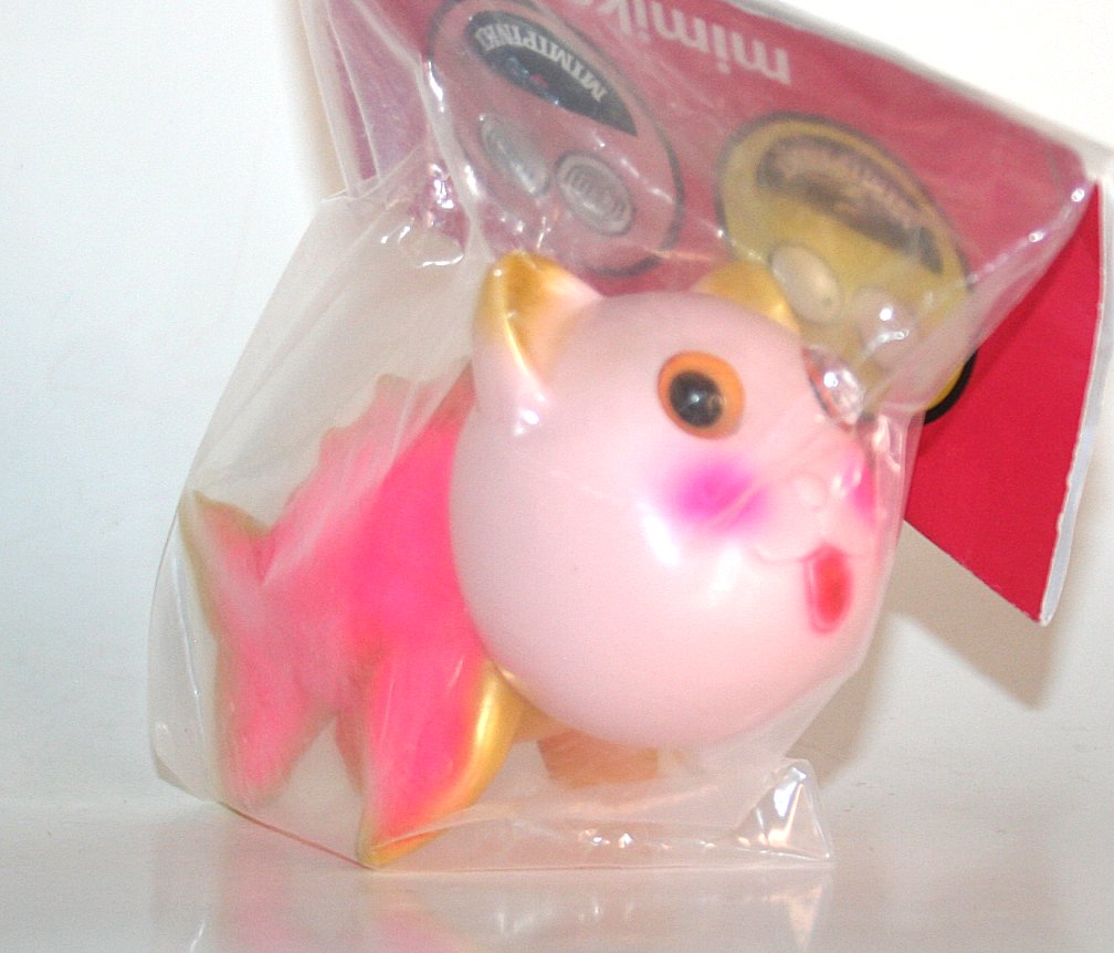 Hardcore Toys Pink on Pink Mimiko Bear Fish