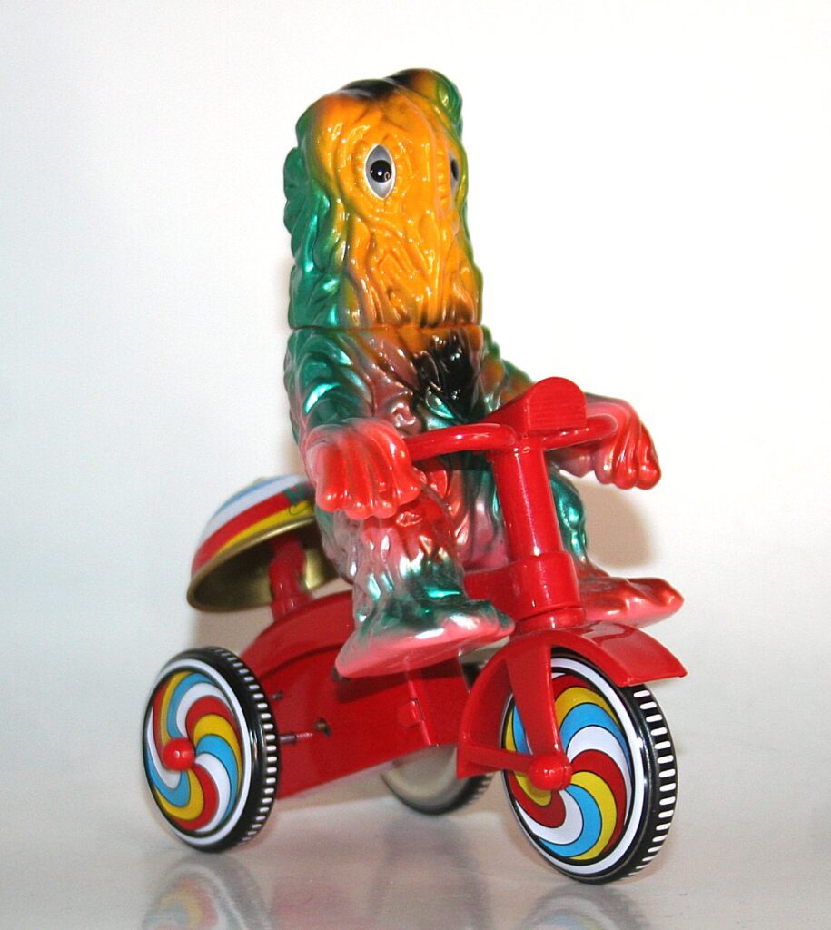 M1 Hawaiian Hedorah Riding Tricycle