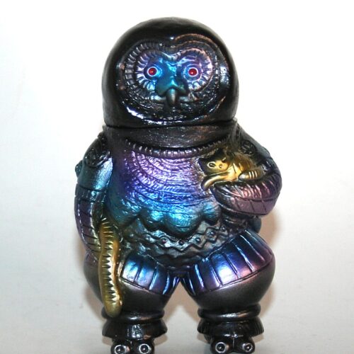 Kakeruri Metallic Black Earthen Owl