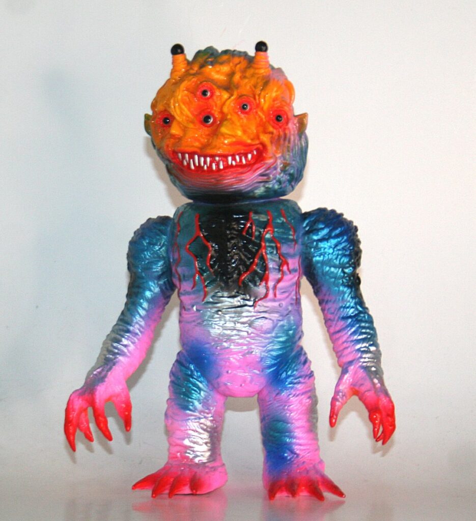Rampage Toys x MVH Custom Hawaiian Alien Hunter