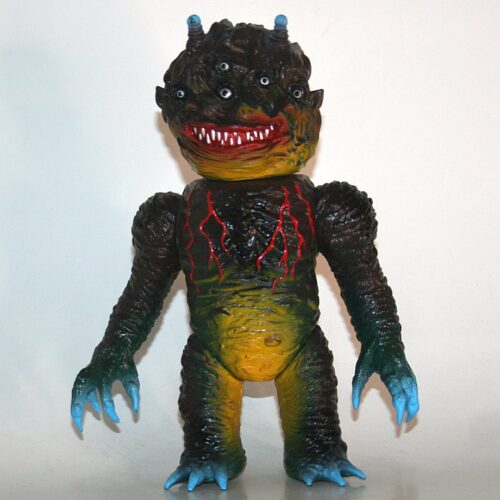 Rampage Toys x MVH Earthly Artist Proof Alien Hunter