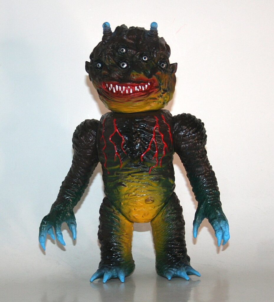 Rampage Toys x MVH Earthly Artist Proof Alien Hunter
