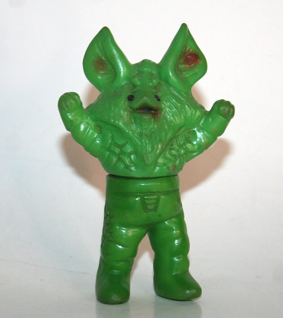Bullmark Vintage Showa Green Alien Icarus