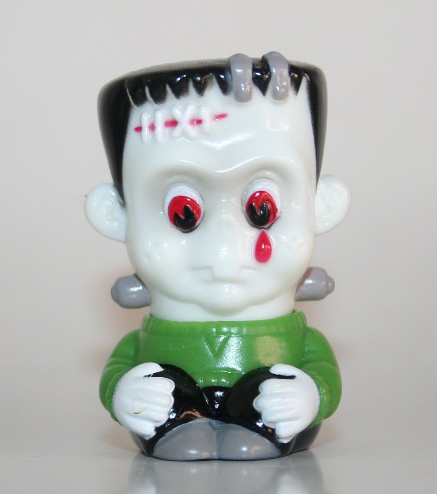 Medicom x Headlock VAG Series 23 White Sad Franky