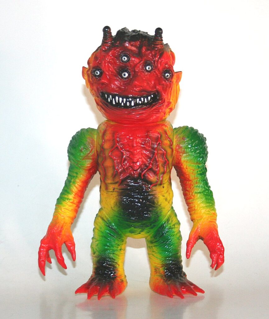 Rampage Toys x MVH Custom Tokyo Alien Hunter